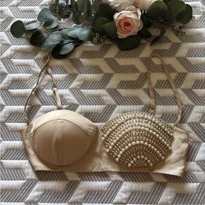 Blithe LA Womens Pearl Embellished Beige Underwire Bra Top Size Medium NWT